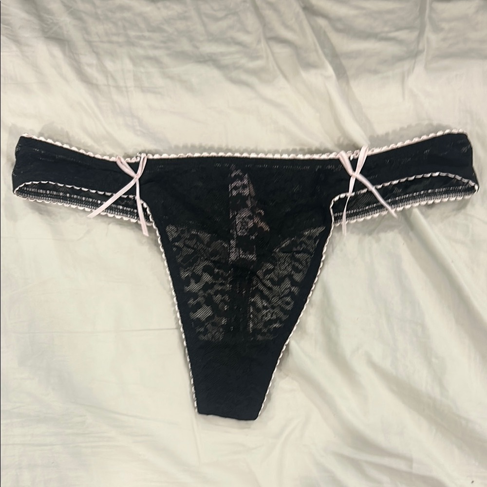 Victoria's Secret Black Lace Panties with Pink Accents A10